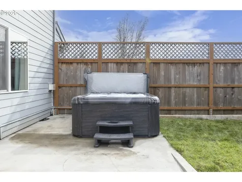 2149 NE Grandhaven Street Mcminnville OR 97128