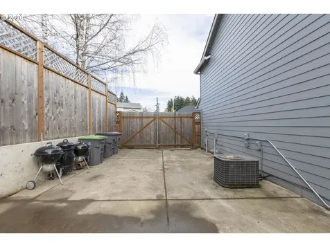2149 NE Grandhaven Street Mcminnville OR 97128