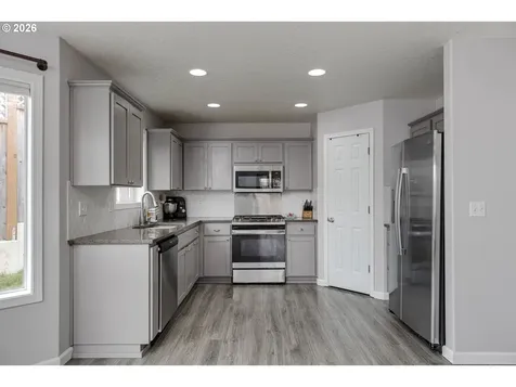 2149 NE Grandhaven Street Mcminnville OR 97128