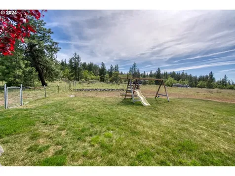 505 Woodland Road Goldendale WA 98620