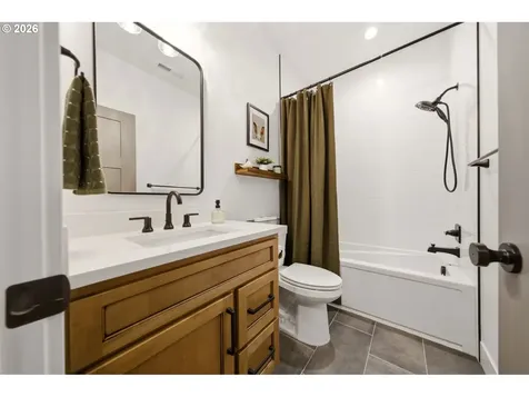 1320 S 44th Avenue Ridgefield WA 98642