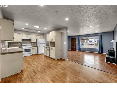 6612 NW 5th Avenue Vancouver WA 98665