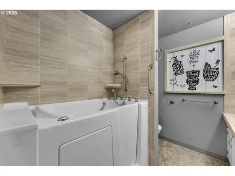6612 NW 5th Avenue Vancouver WA 98665
