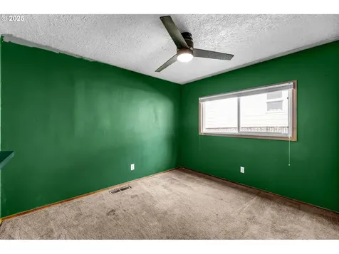 6612 NW 5th Avenue Vancouver WA 98665