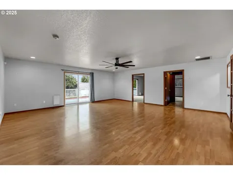 6612 NW 5th Avenue Vancouver WA 98665