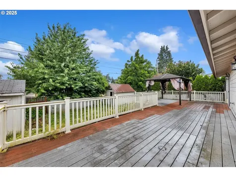 6612 NW 5th Avenue Vancouver WA 98665