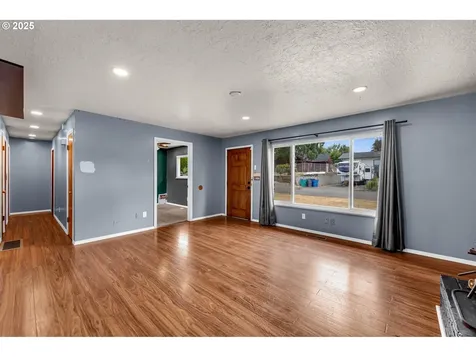 6612 NW 5th Avenue Vancouver WA 98665