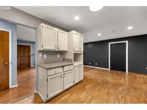 6612 NW 5th Avenue Vancouver WA 98665