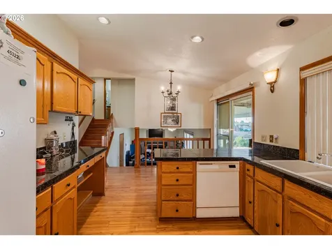 2811 NE 6th Street Gresham OR 97030