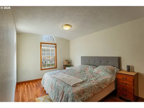 2811 NE 6th Street Gresham OR 97030