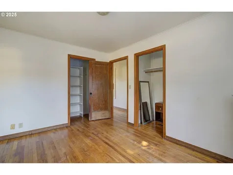 911 9th Street Oregon City OR 97045