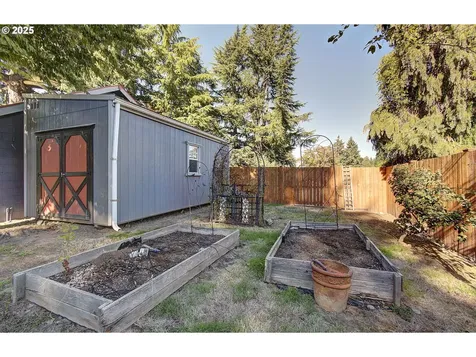911 9th Street Oregon City OR 97045