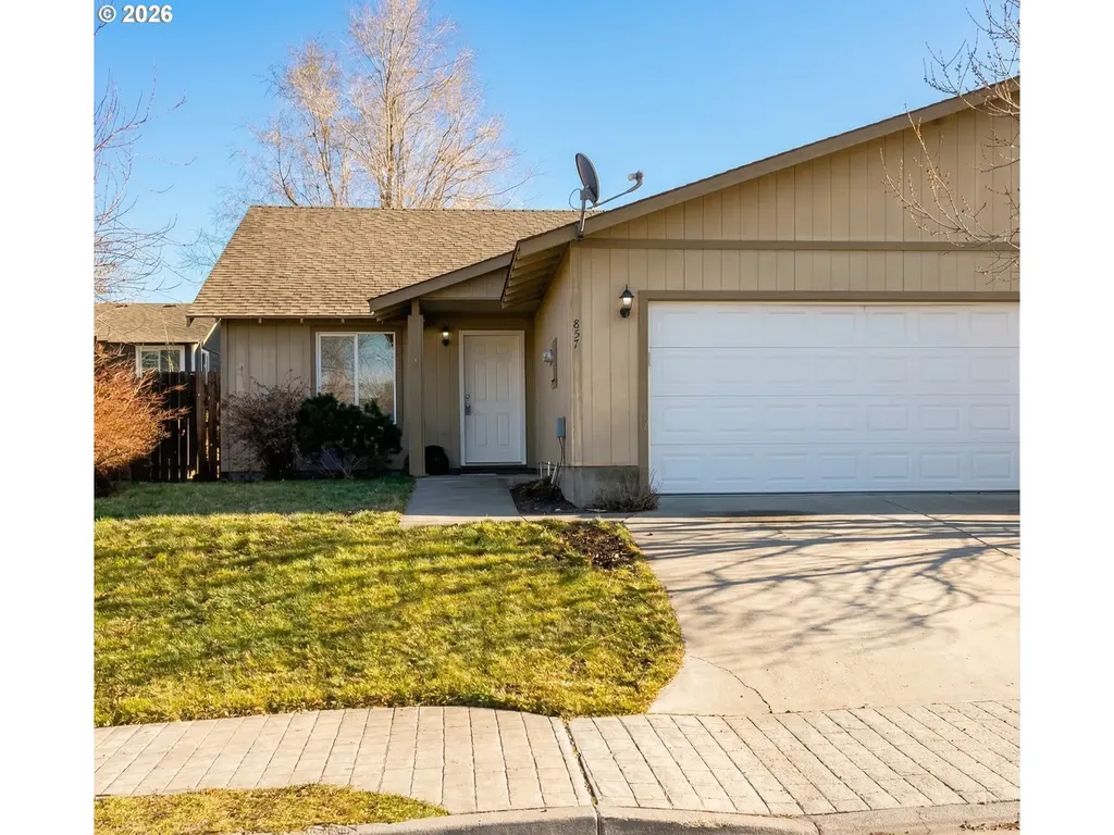 857 SE Maliah Avenue Madras OR 97741