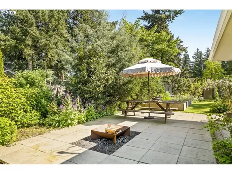 13334 SE Clay Street Portland OR 97233