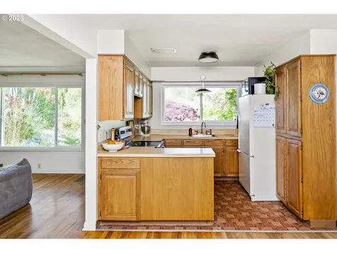 13334 SE Clay Street Portland OR 97233