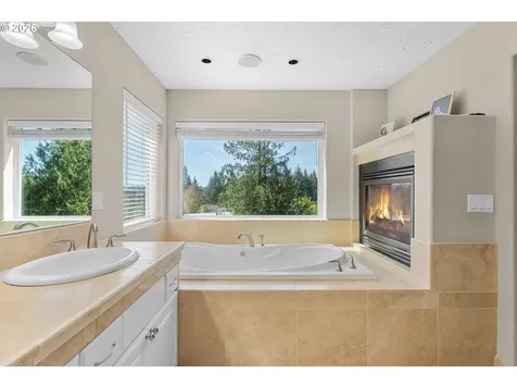 22211 S Big Cedar Lane Beavercreek OR 97004