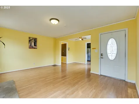 2702 SE 81st Avenue Portland OR 97206