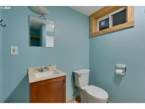 2702 SE 81st Avenue Portland OR 97206