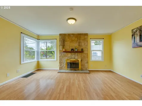 2702 SE 81st Avenue Portland OR 97206