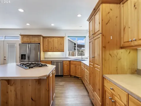 3249 NE Emme Street Mcminnville OR 97128