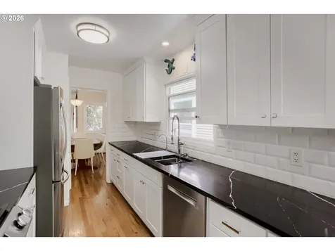 116 S Gibbs Street Portland OR 97239