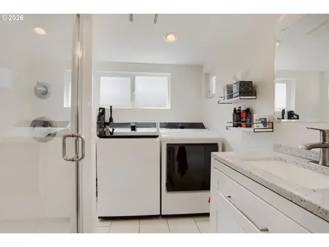 116 S Gibbs Street Portland OR 97239