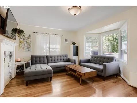 116 S Gibbs Street Portland OR 97239