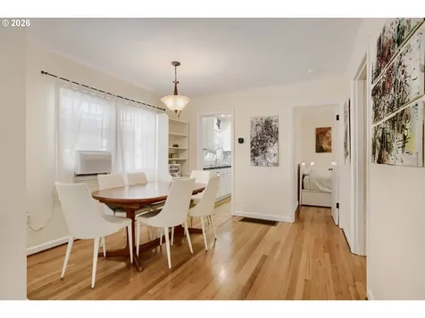 116 S Gibbs Street Portland OR 97239