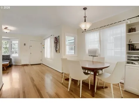 116 S Gibbs Street Portland OR 97239