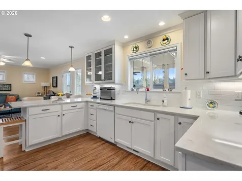 13590 SW 24th Street Beaverton OR 97008