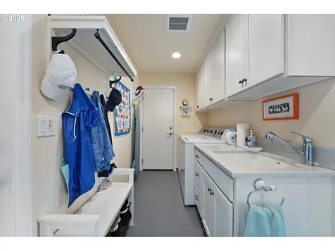 13590 SW 24th Street Beaverton OR 97008