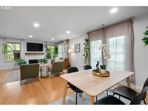 6327 SE 63rd Avenue Portland OR 97206