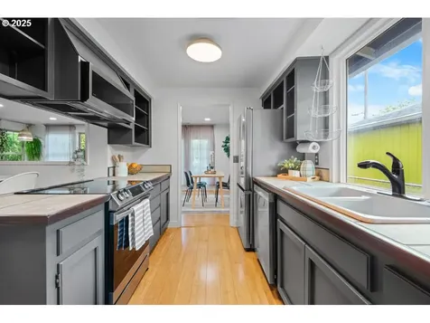 6327 SE 63rd Avenue Portland OR 97206