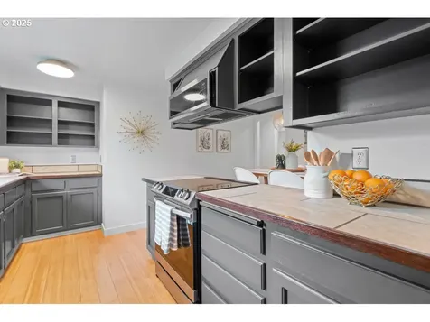 6327 SE 63rd Avenue Portland OR 97206
