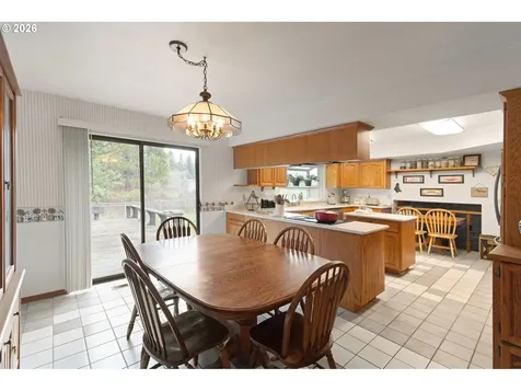 377 Fir Point Lane Glendale OR 97442
