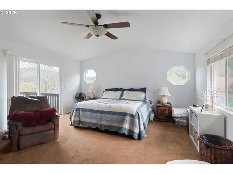 377 Fir Point Lane Glendale OR 97442