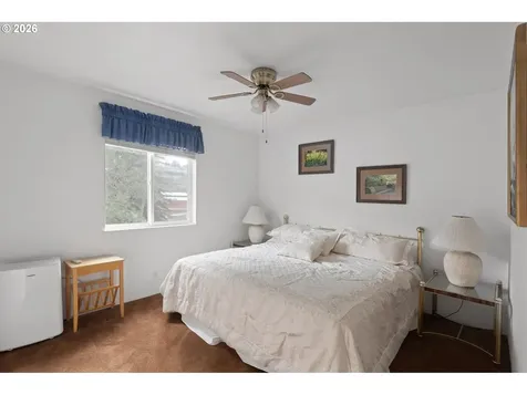 377 Fir Point Lane Glendale OR 97442