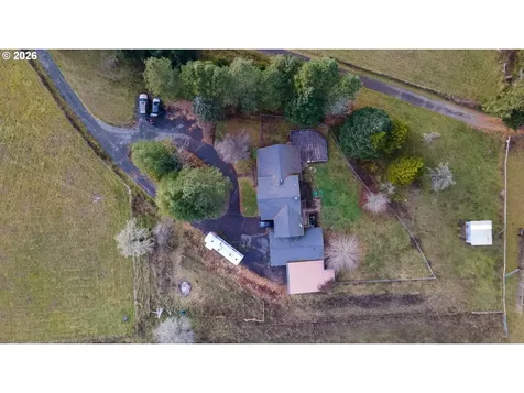 377 Fir Point Lane Glendale OR 97442