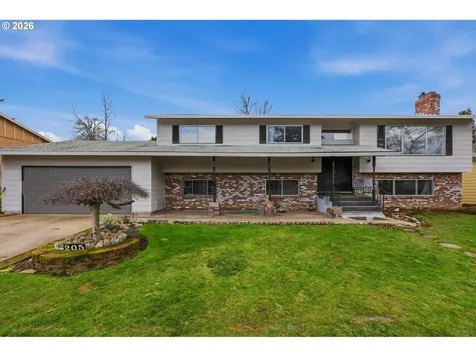 205 SE Olvera Avenue Gresham OR 97080