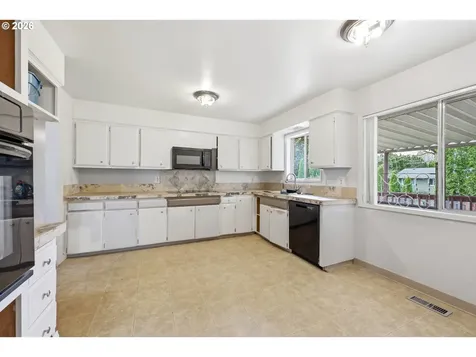 205 SE Olvera Avenue Gresham OR 97080