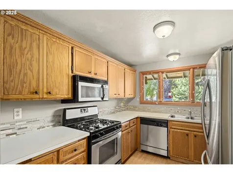 2301 SW 22nd Street Troutdale OR 97060