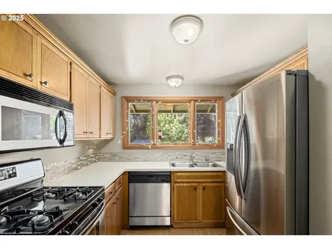 2301 SW 22nd Street Troutdale OR 97060