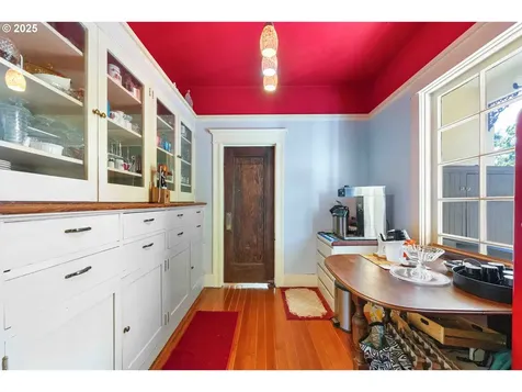 955 S 5th Street Coos Bay OR 97420