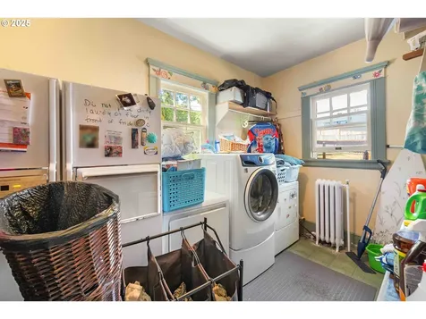 955 S 5th Street Coos Bay OR 97420