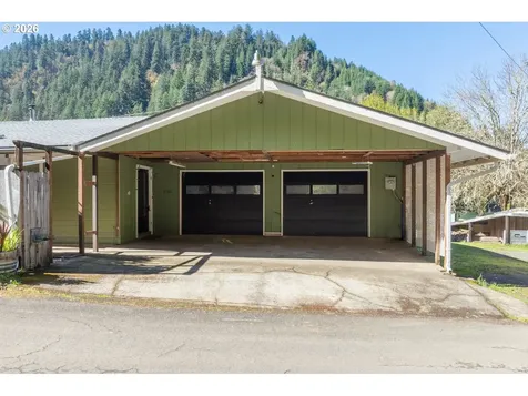 2130 Scottsburg West Road Scottsburg OR 97473