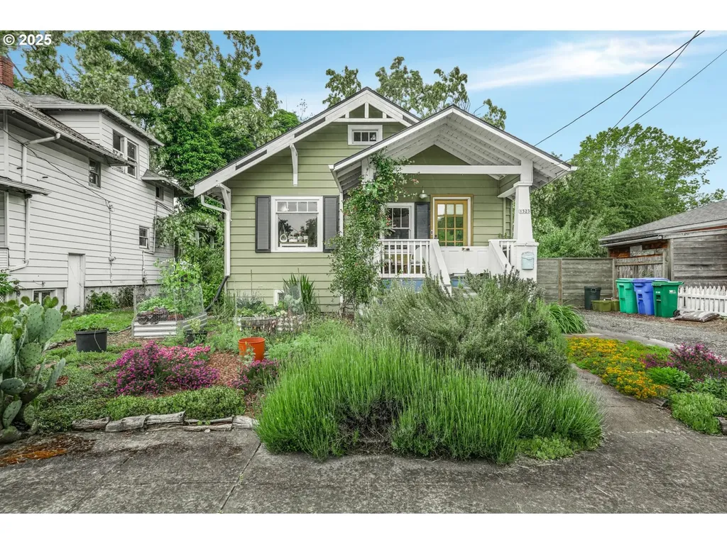 1523 NE Liberty Street Portland OR 97211