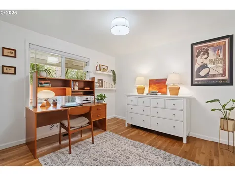 10134 SW 50th Avenue Portland OR 97219