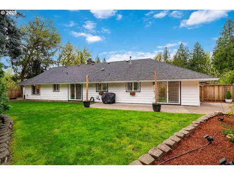 10134 SW 50th Avenue Portland OR 97219