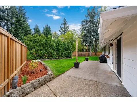 10134 SW 50th Avenue Portland OR 97219