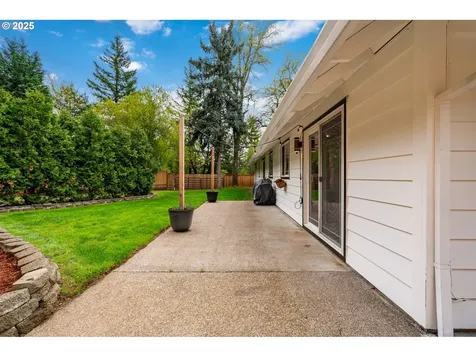 10134 SW 50th Avenue Portland OR 97219